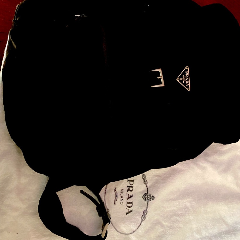 VINTAGE '90s PRADA BLACK NYLON PRADA BAG